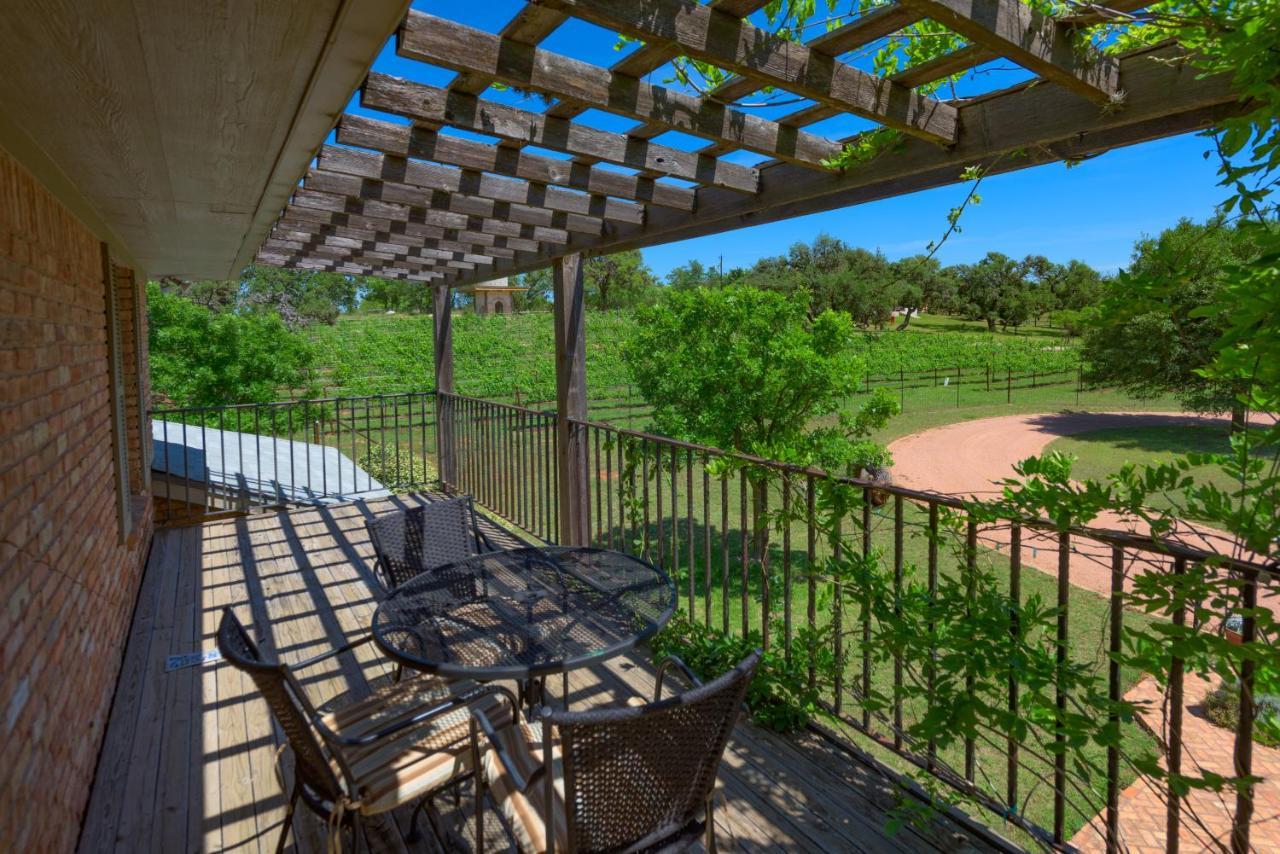 Barons Creekside Resort Fredericksburg Exterior foto