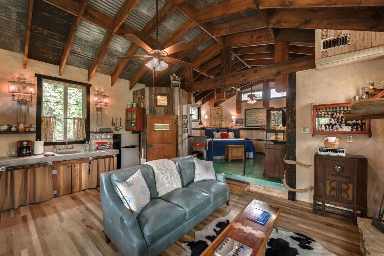 Barons Creekside Resort Fredericksburg Exterior foto