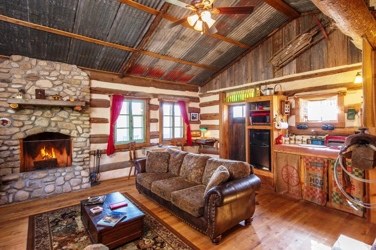 Barons Creekside Resort Fredericksburg Exterior foto